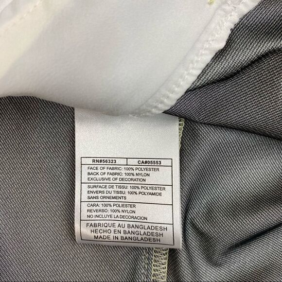 Nike GOLF Clima Fit Women Sz M (8-10) Running Active Wear Outdoor Zip Pockets - Picture 5 of 8